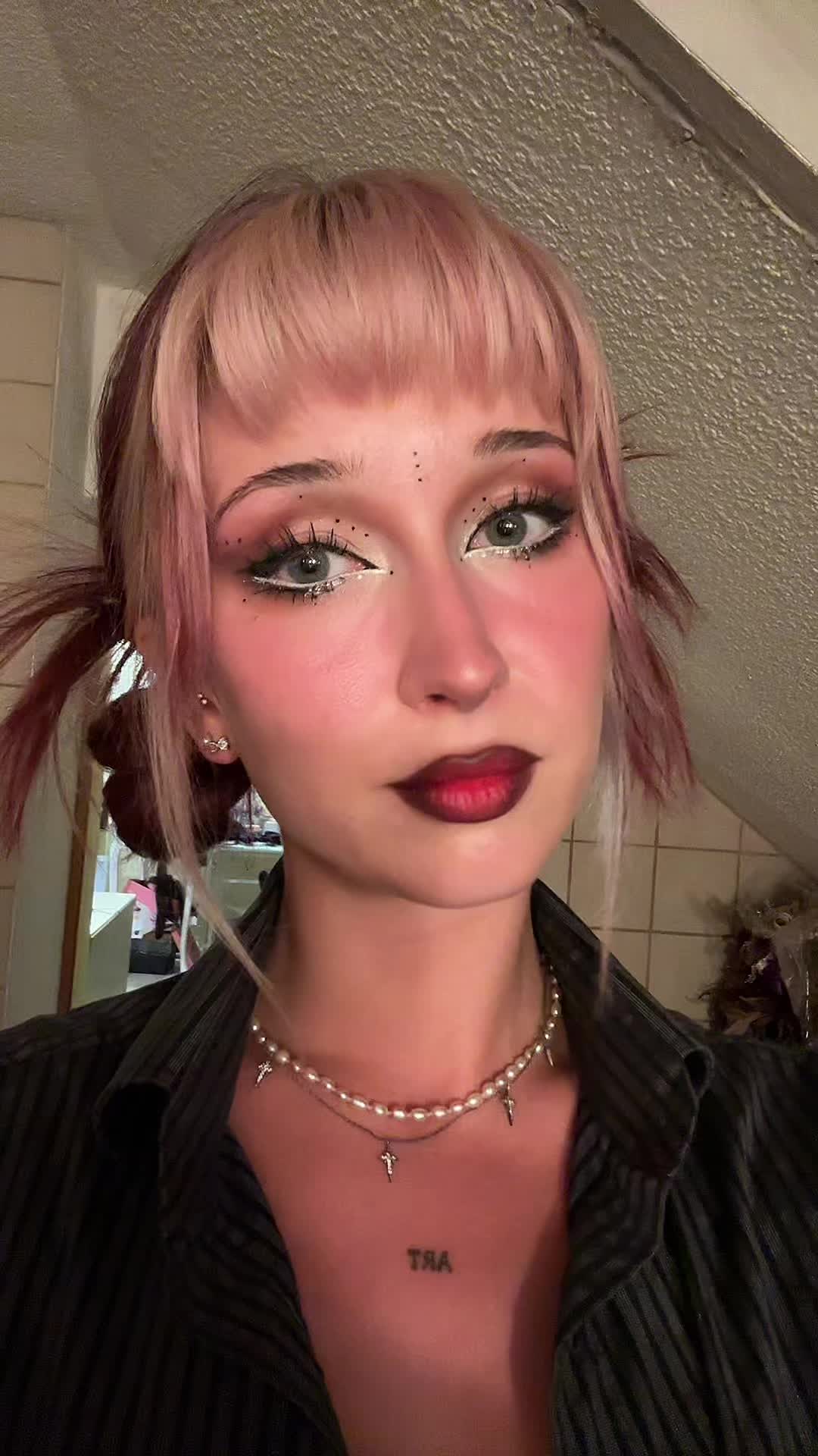 @𝐕¡