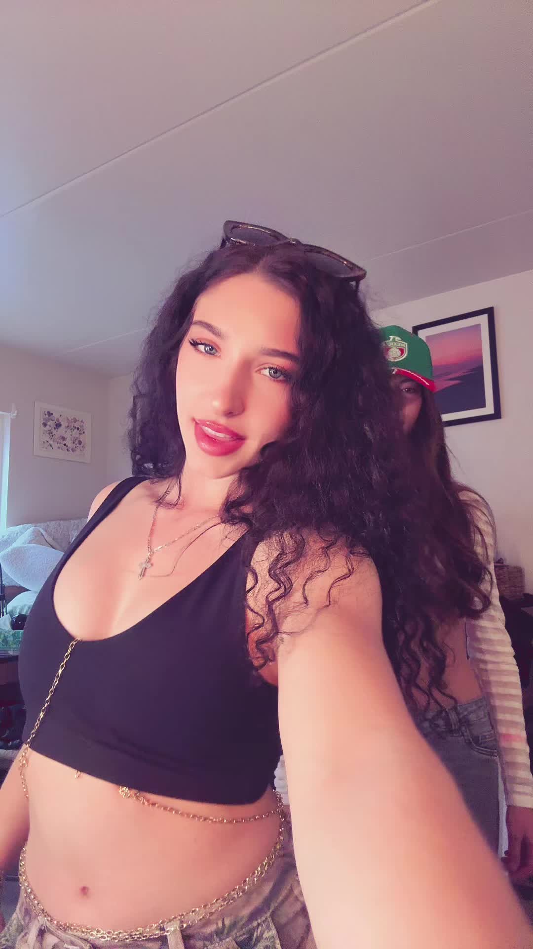 @avaminotti
