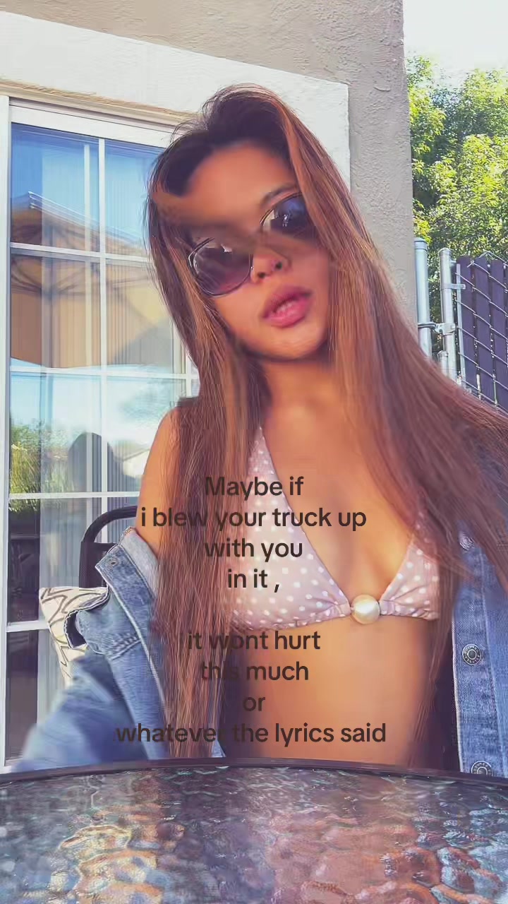 @chloee