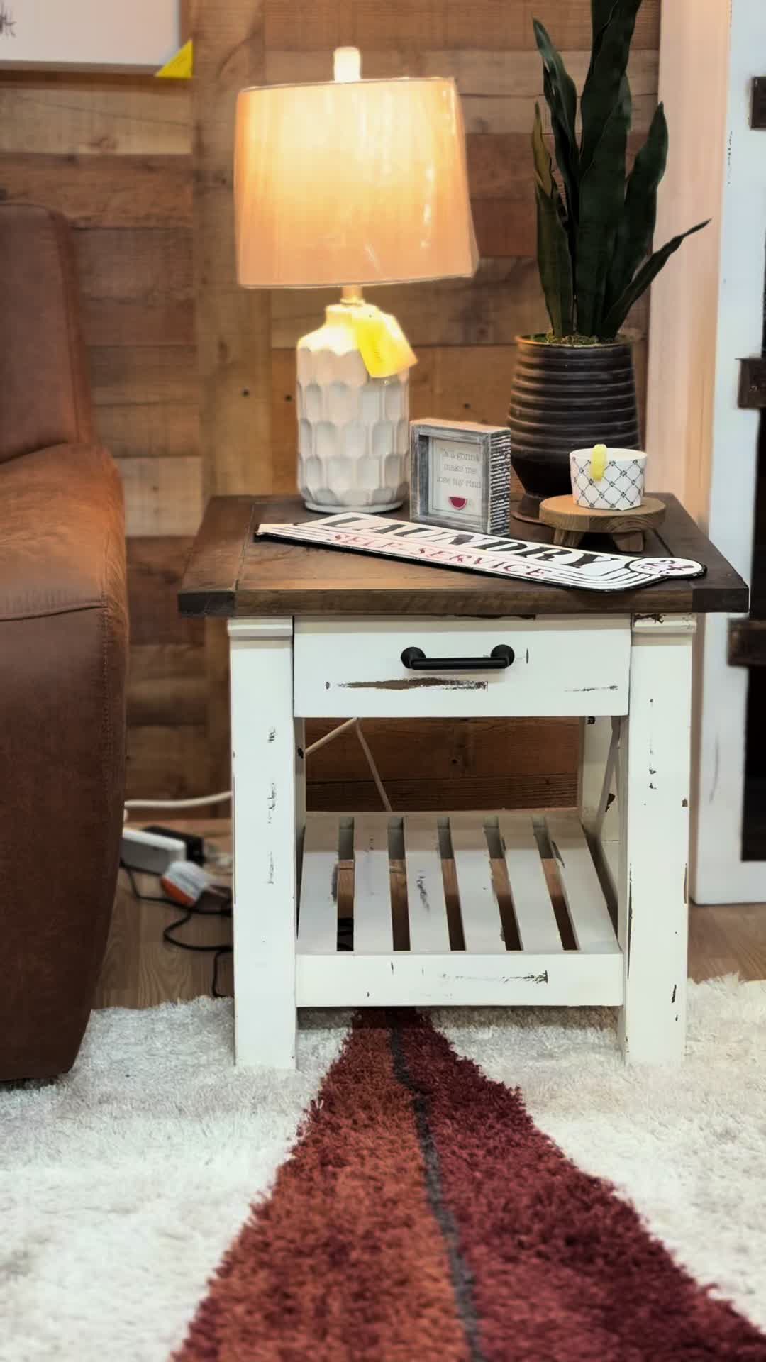 @RusticFurnitureDepot