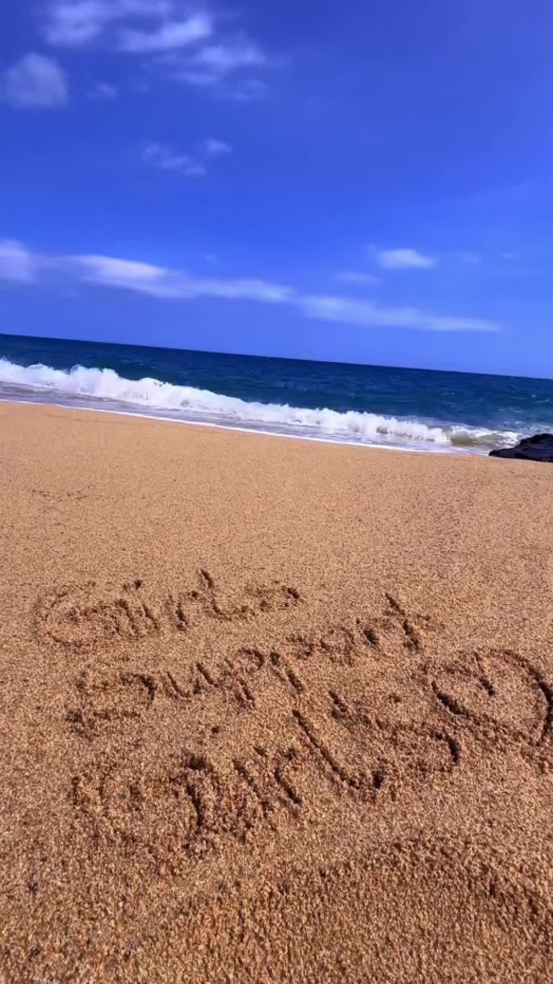 @_Girls_support_Girls