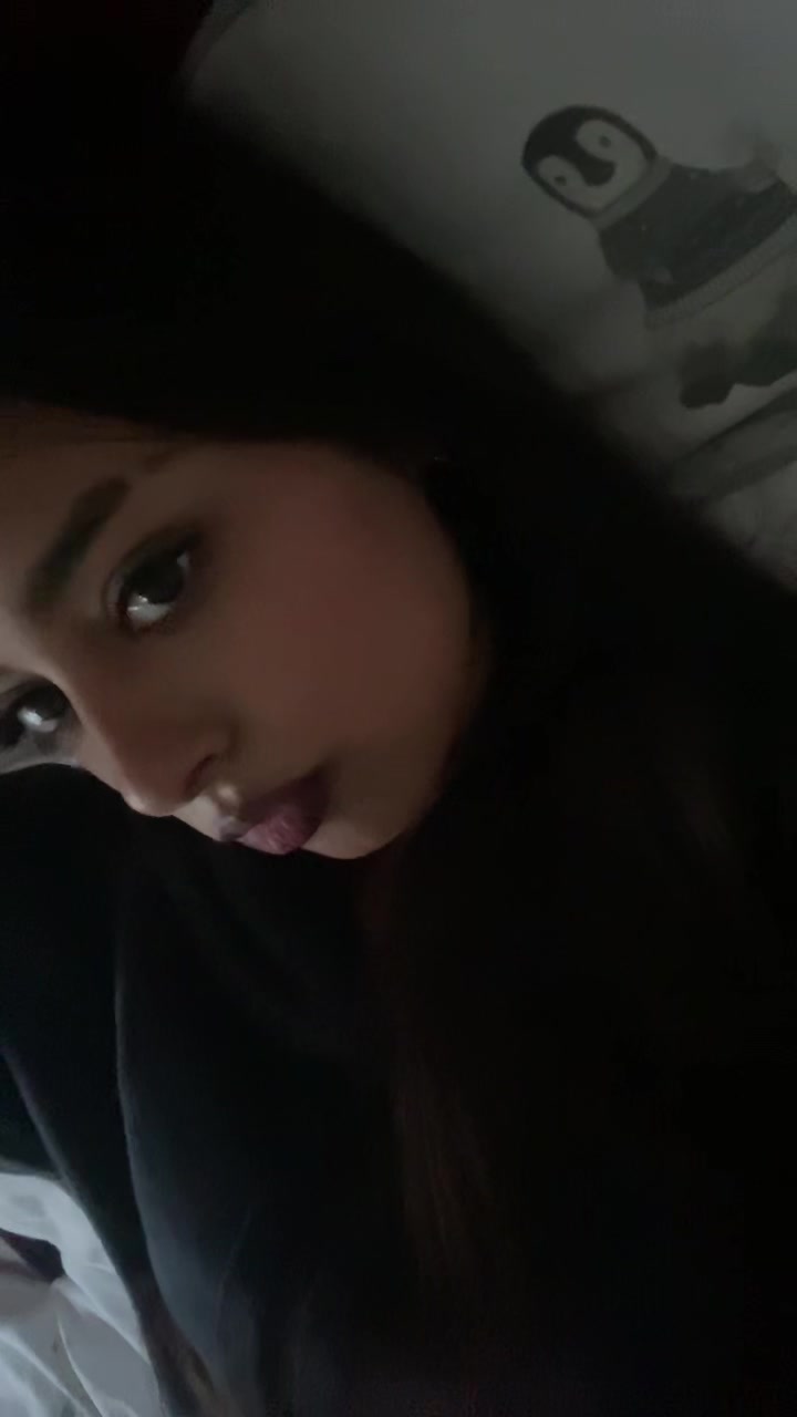 @annabella.