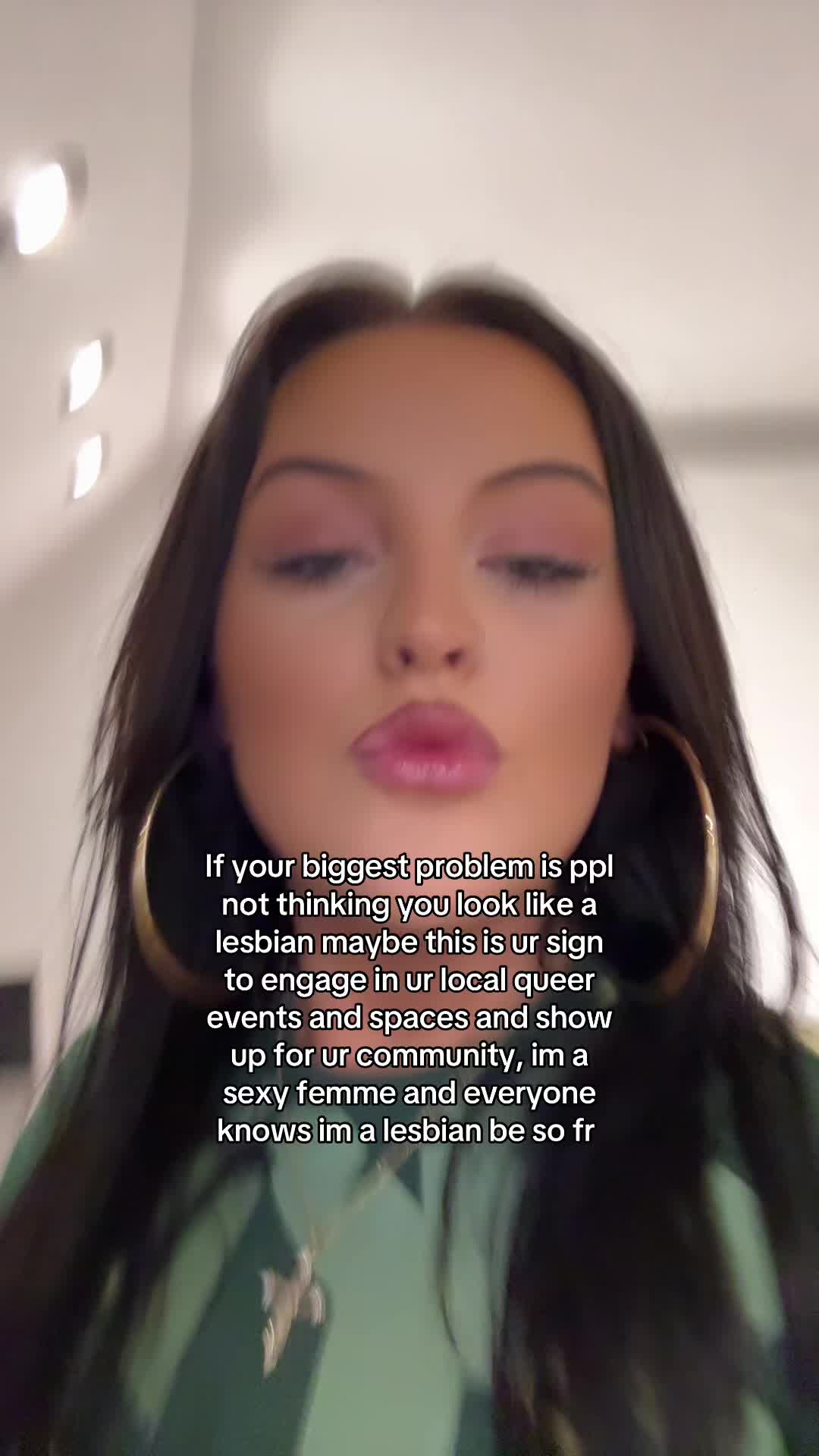 @neaveiona