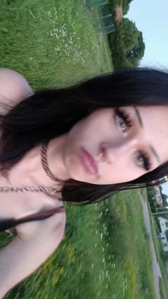 @lenunia
