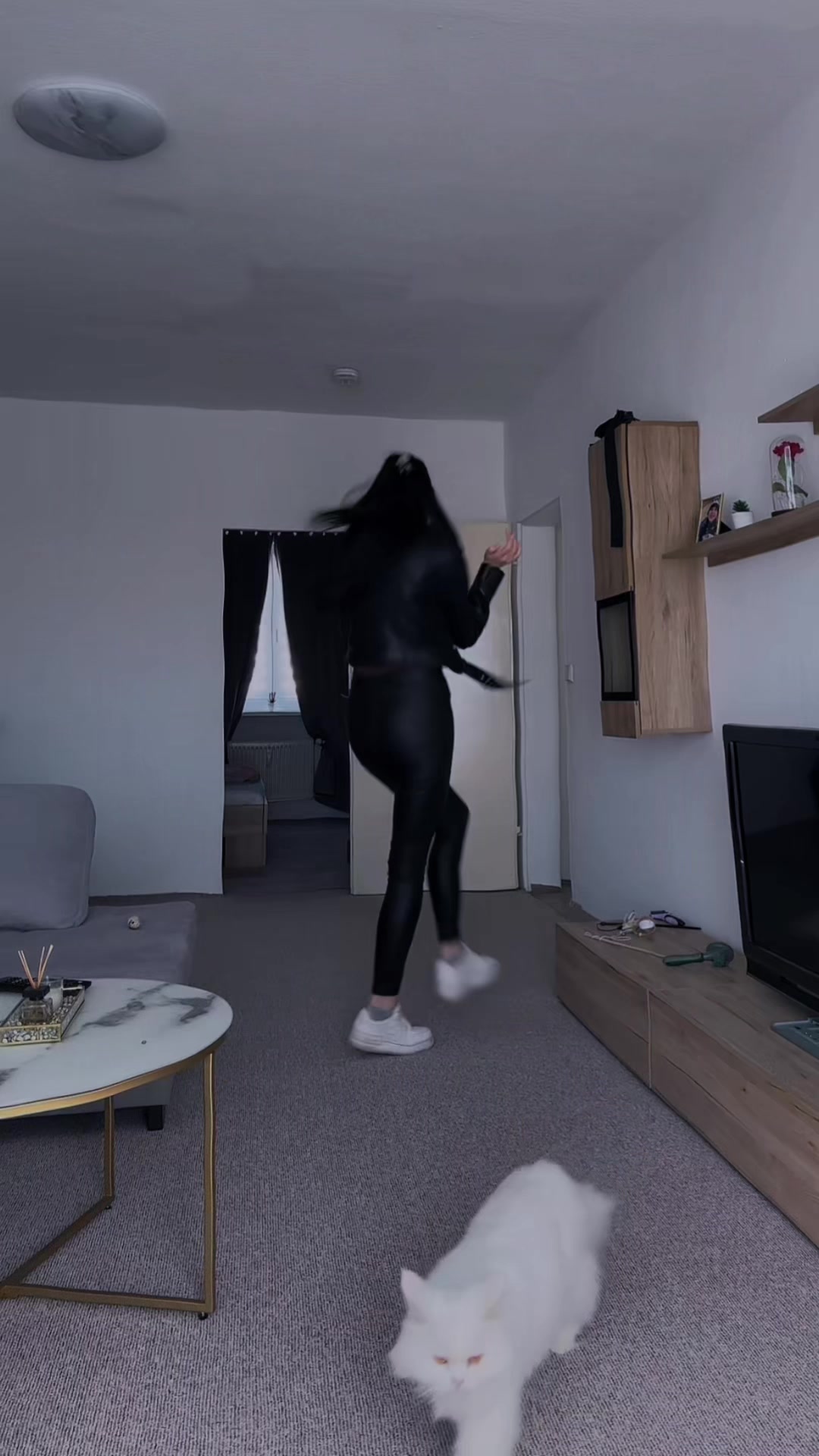 @👽