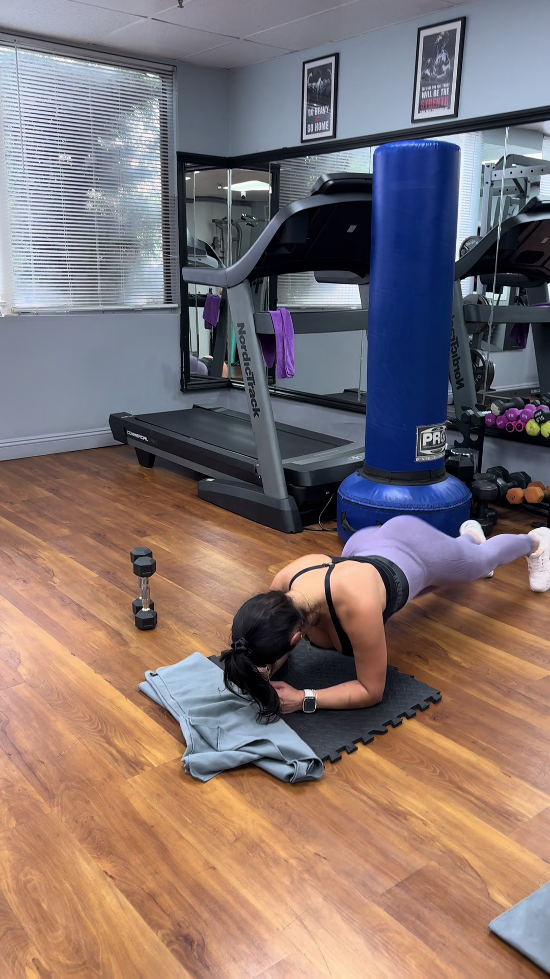 @Eve_laColombiana🇨🇴