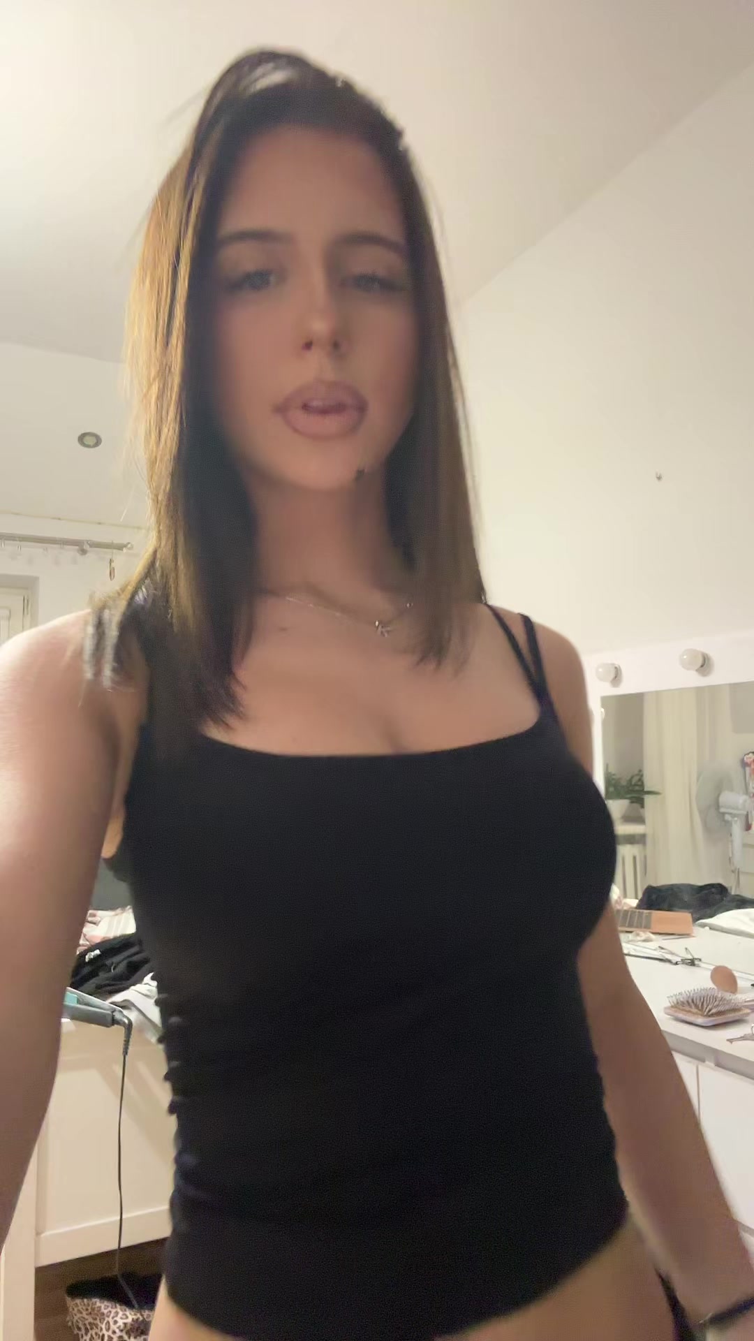 @_.kamilciaa.e