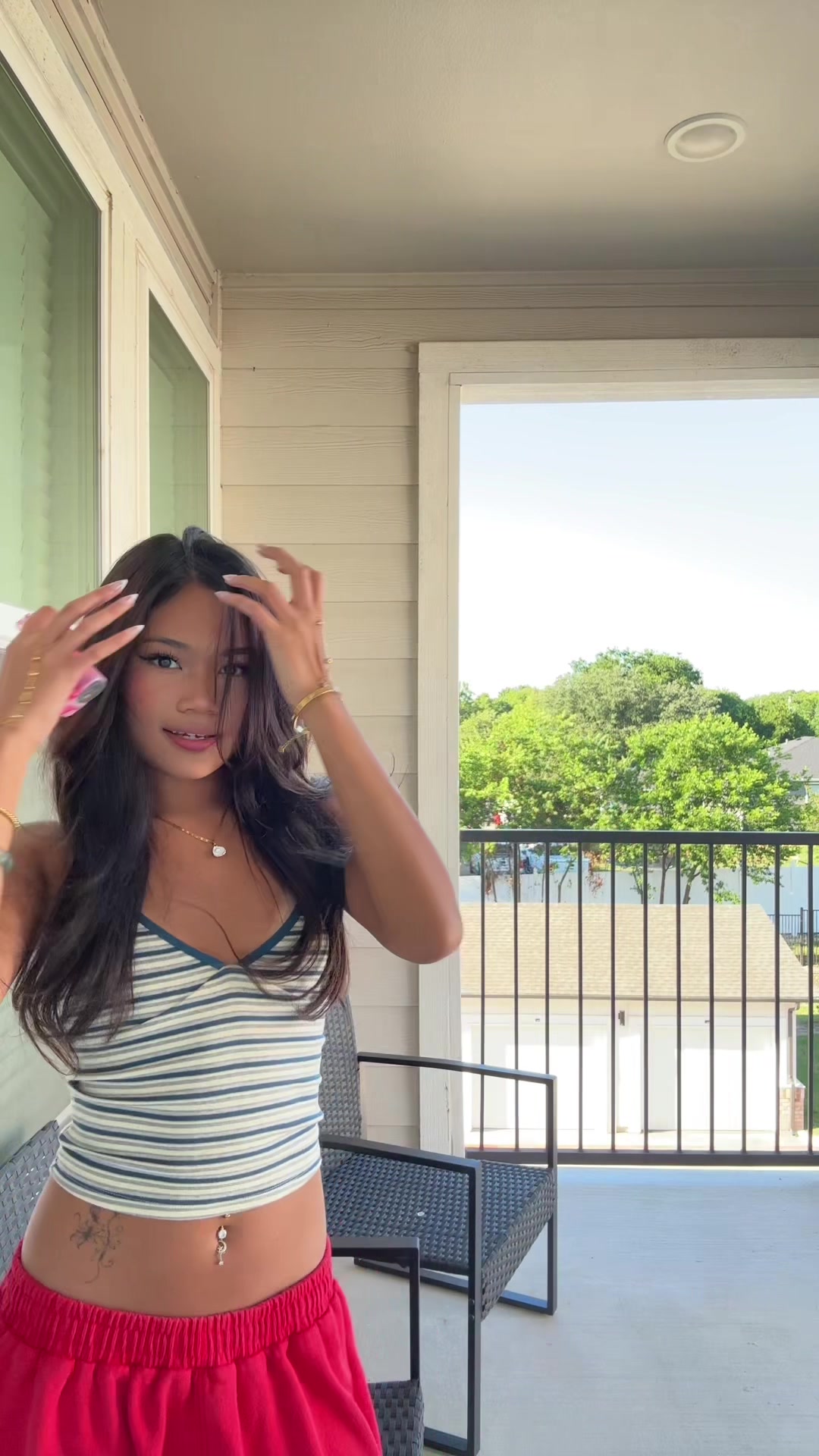@🦋
