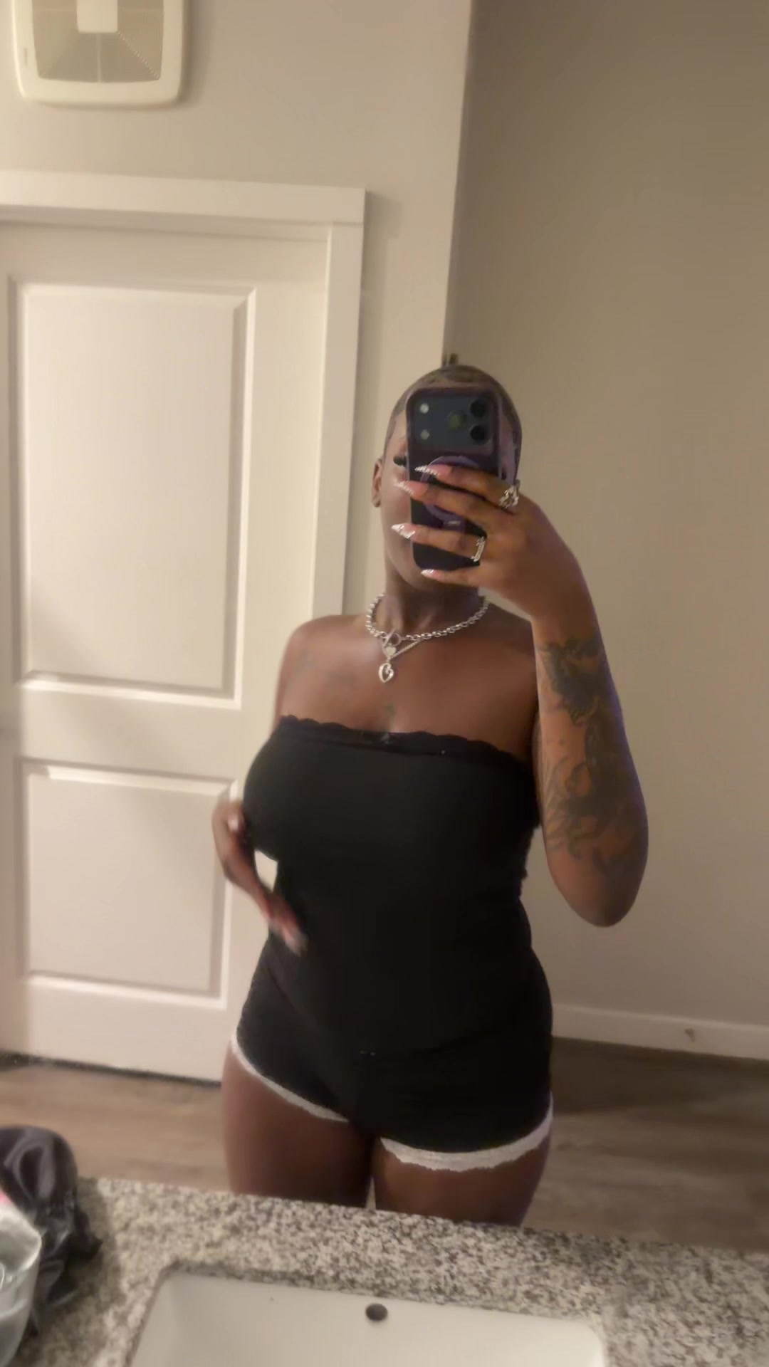 @lavishlylaay