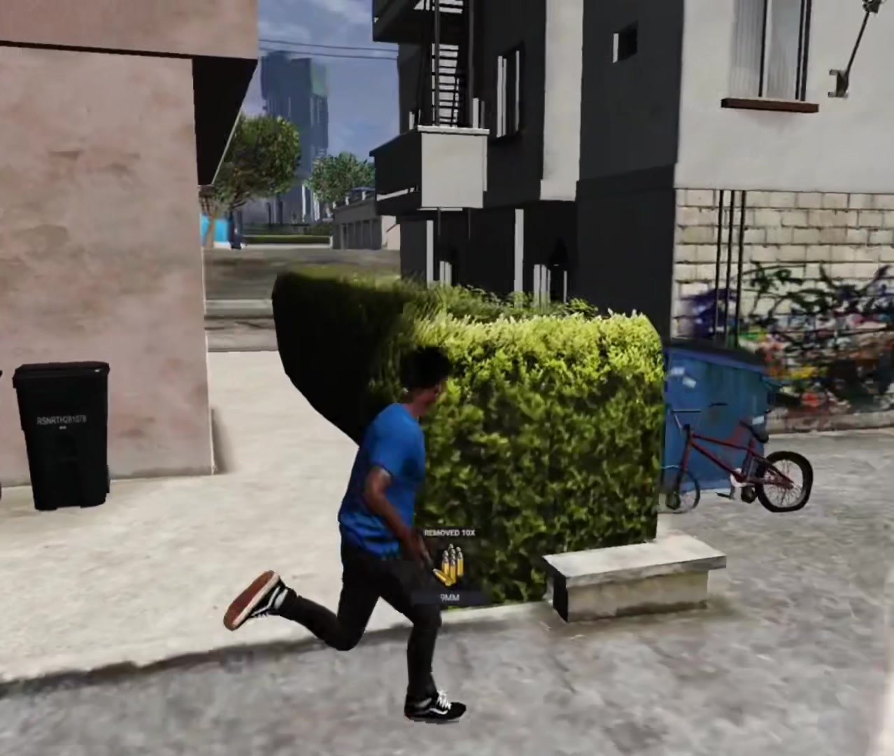 @᲼