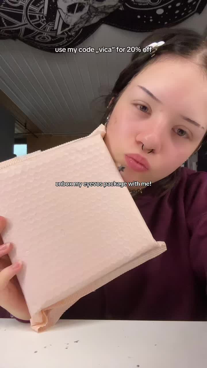 @vica🫆