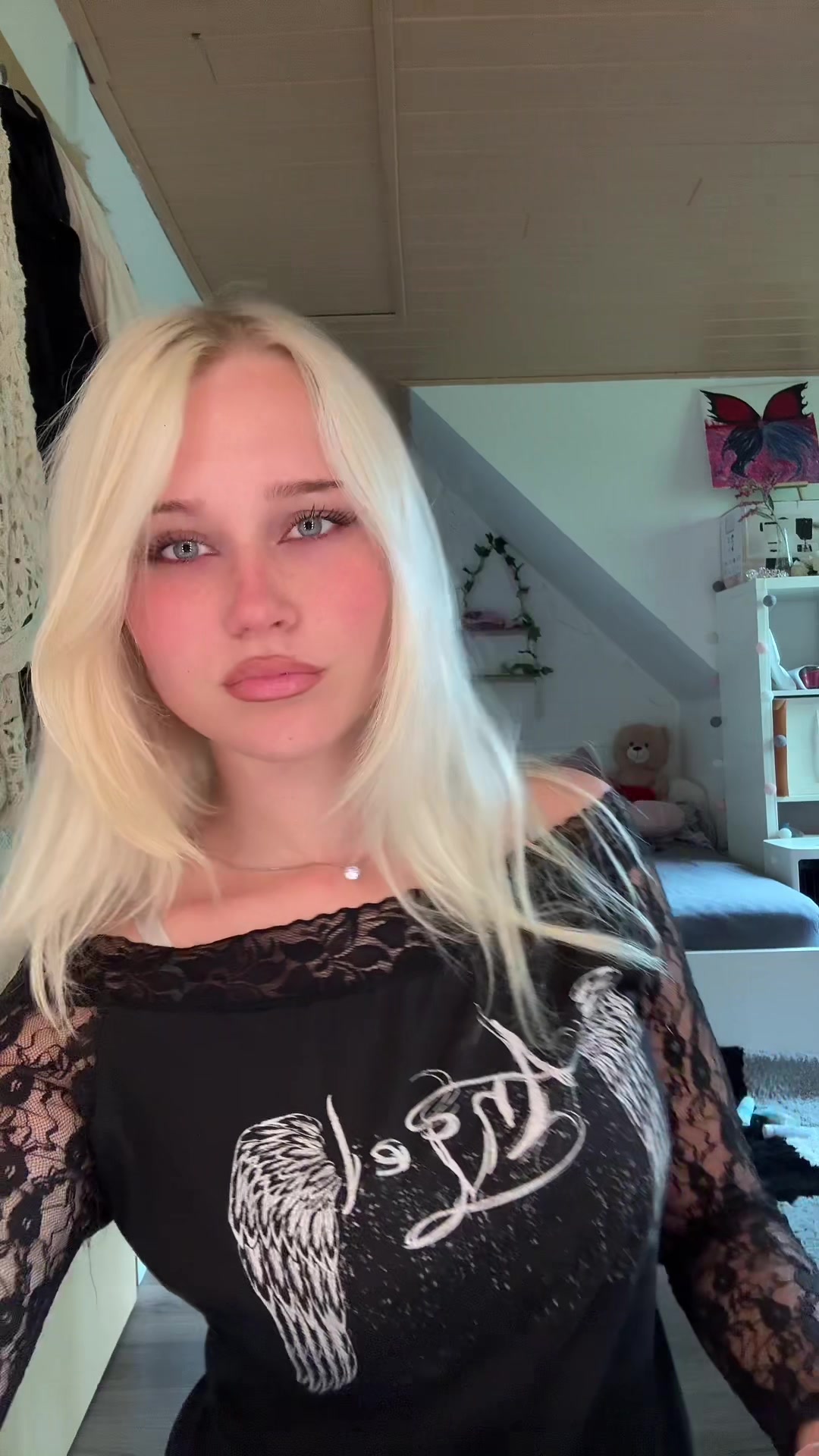@Lana
