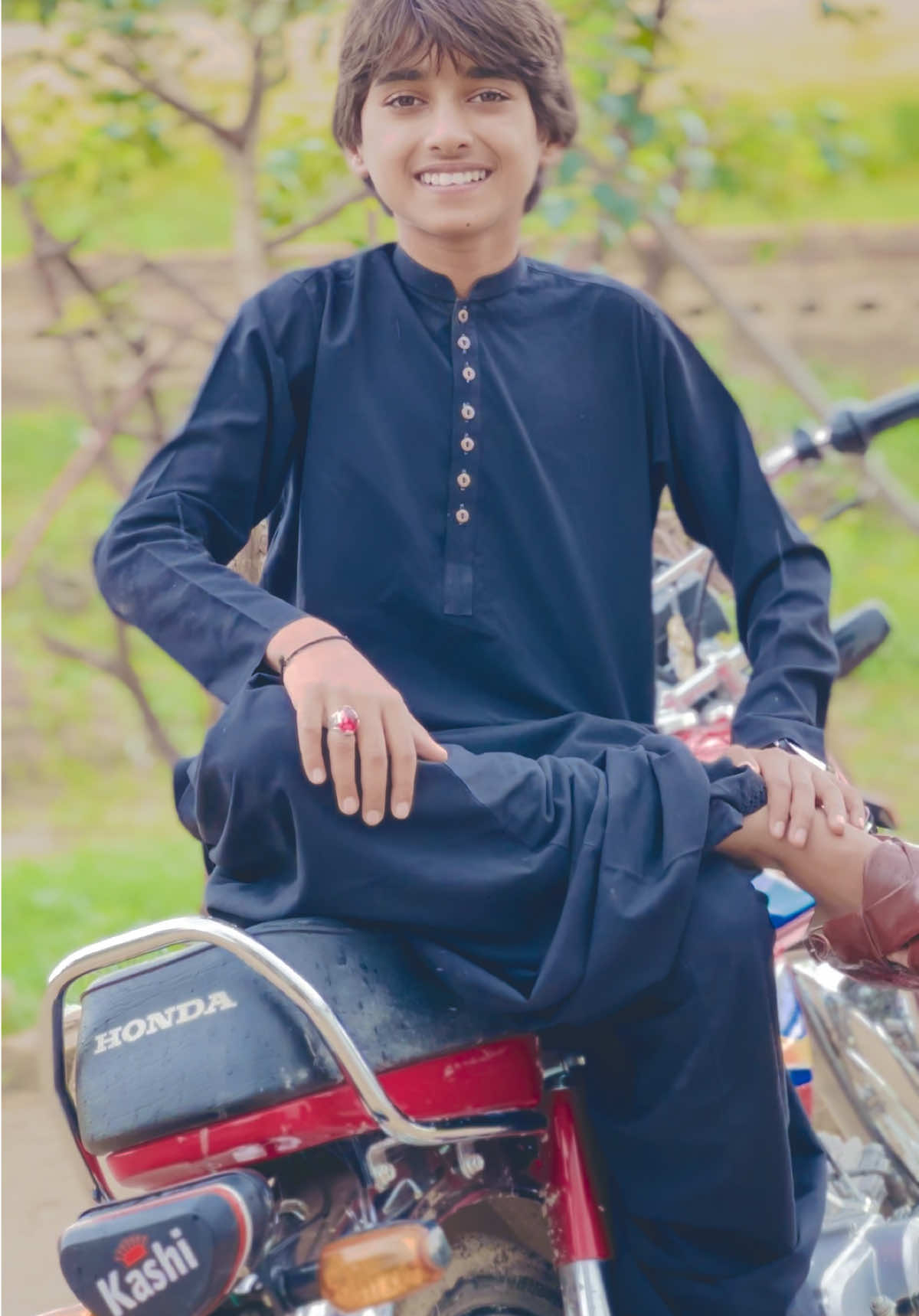 @Hum 2 bhai