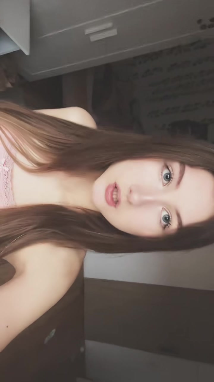 @аня