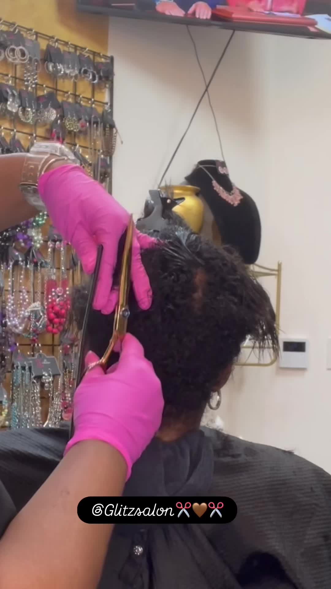 @Glitz Salon