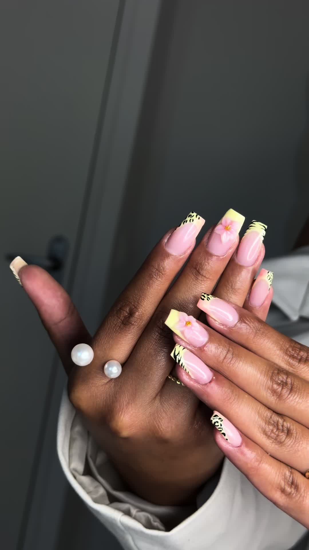 @NailsartEvreux