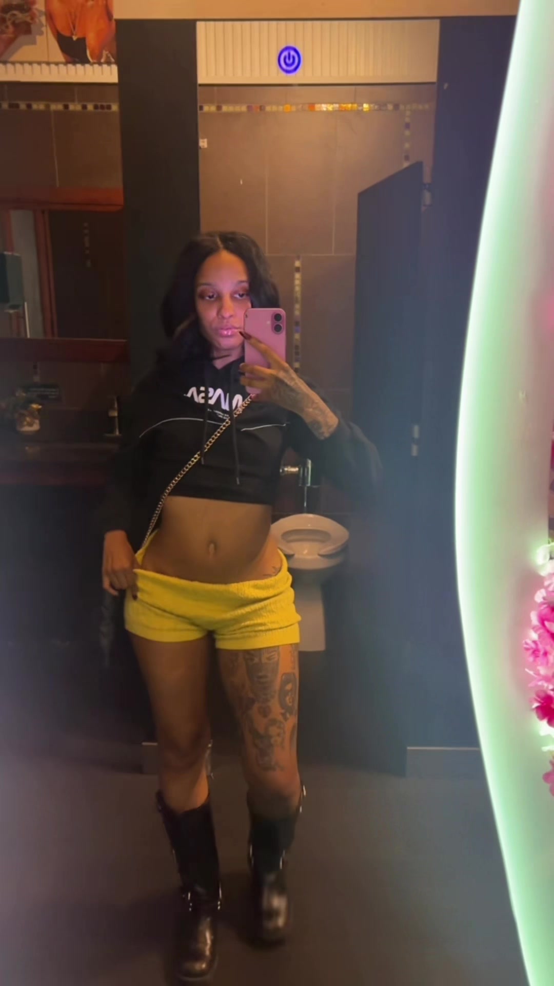 @Shayloamigo