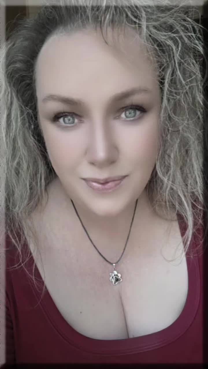 @Heidi 💜🖤