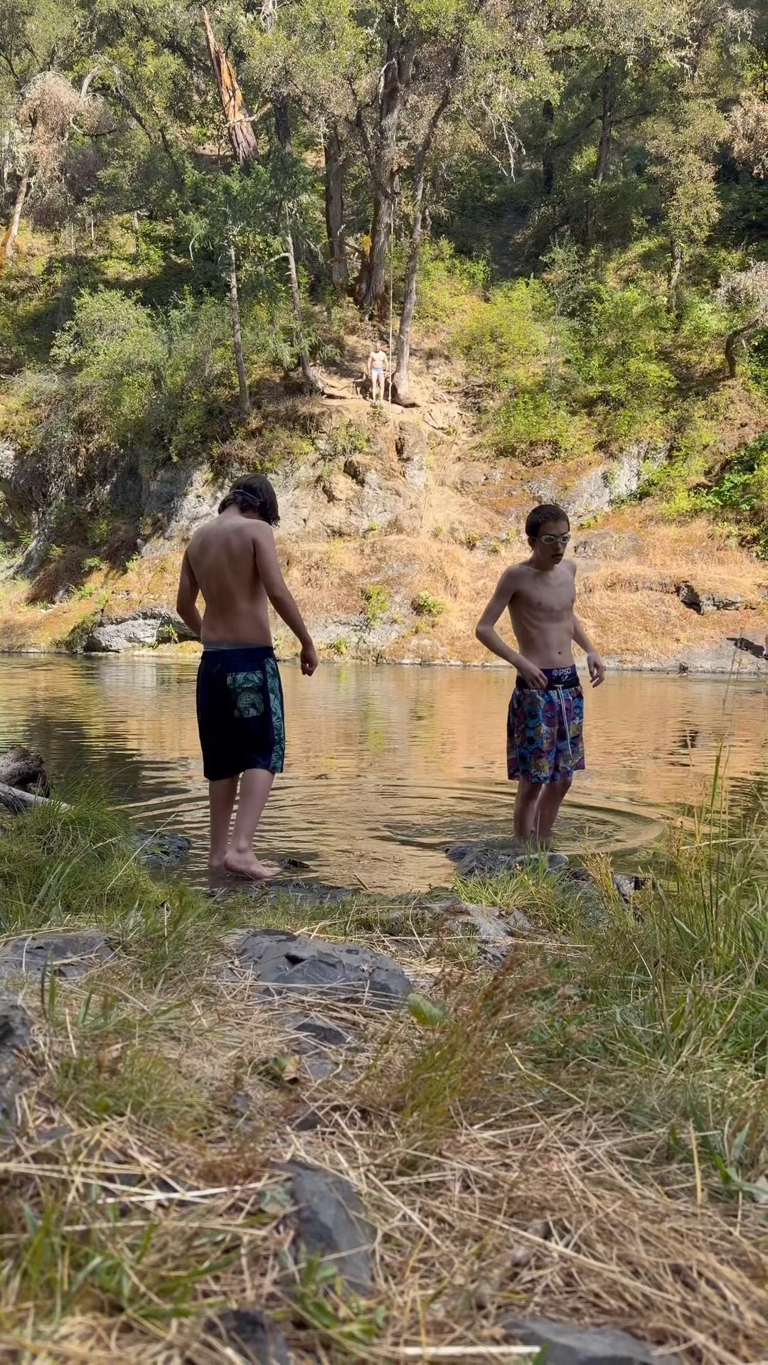 @Naytti