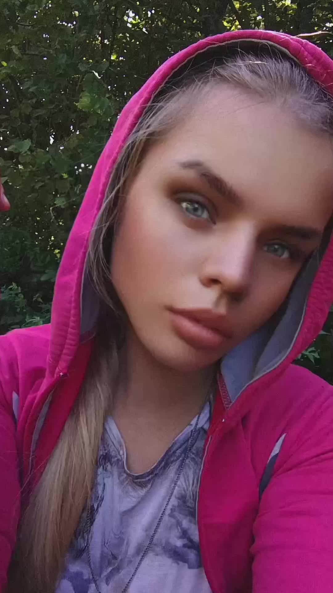 @blondynaagnes