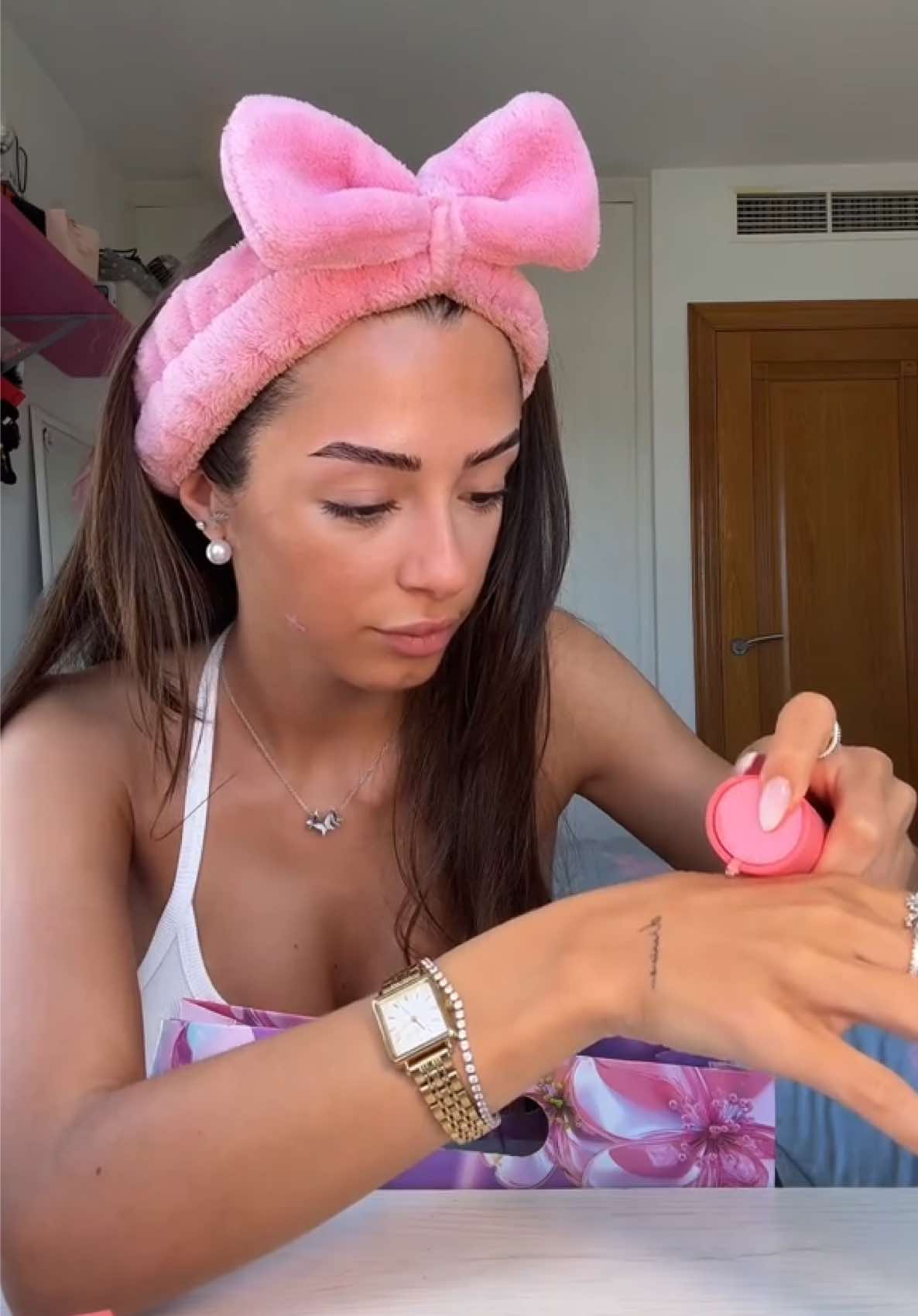 @𝐋𝐚𝐢𝐚🩷𝐃𝐚𝐳𝐚