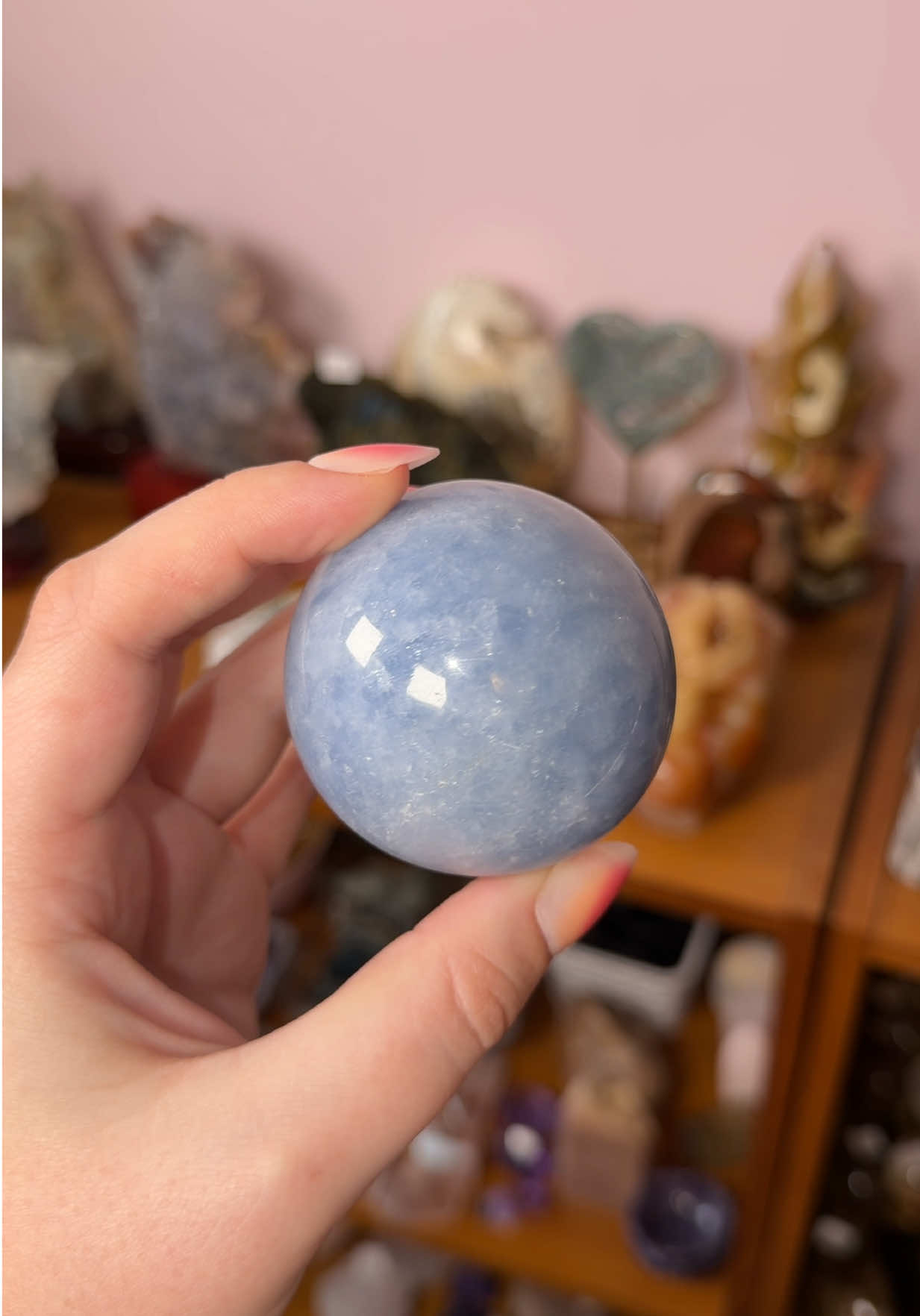 @beautiful aura crystals
