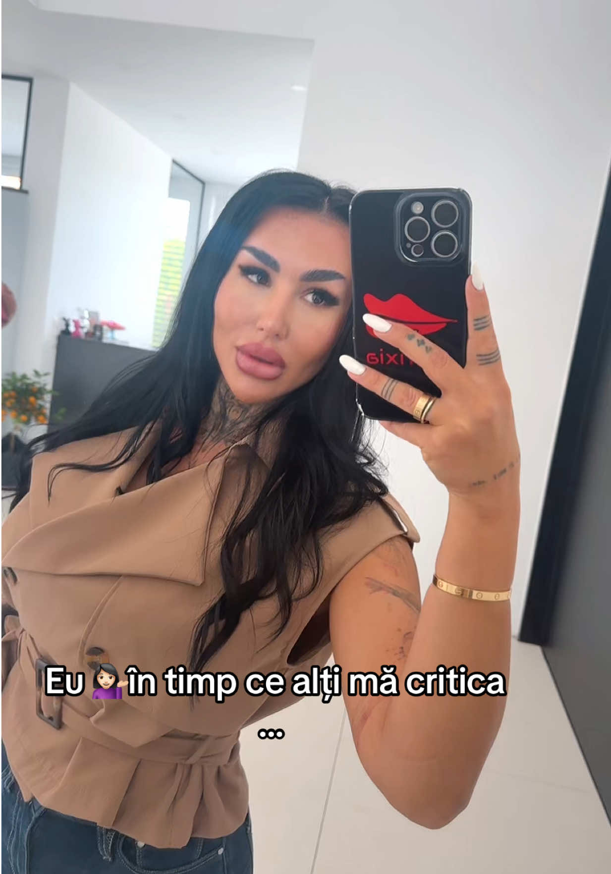 @Anna Helena