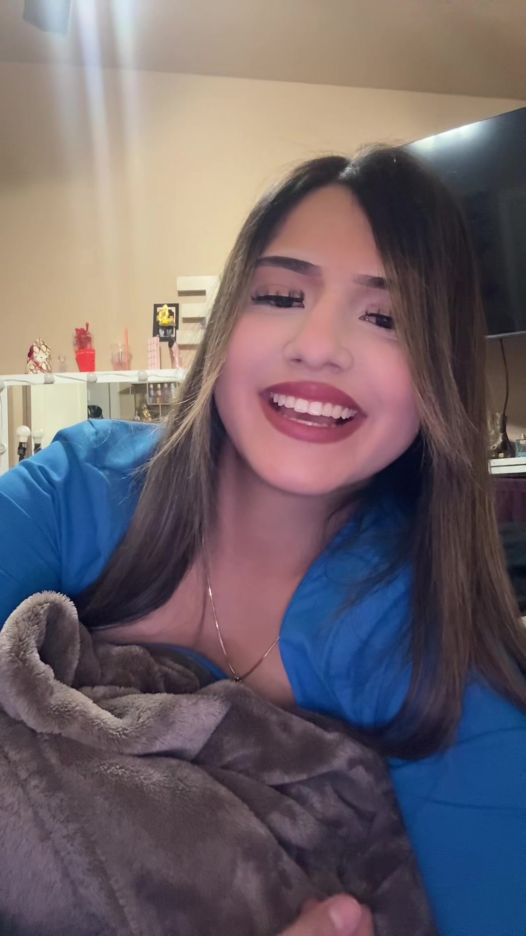 @Emily Quiñonez👸🏻