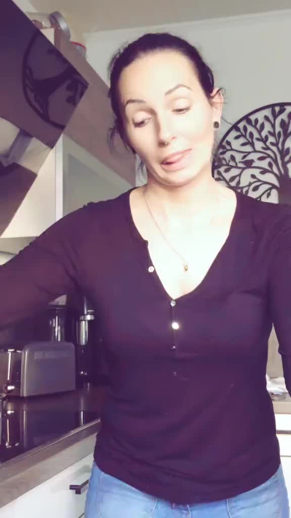 @Alice_1989