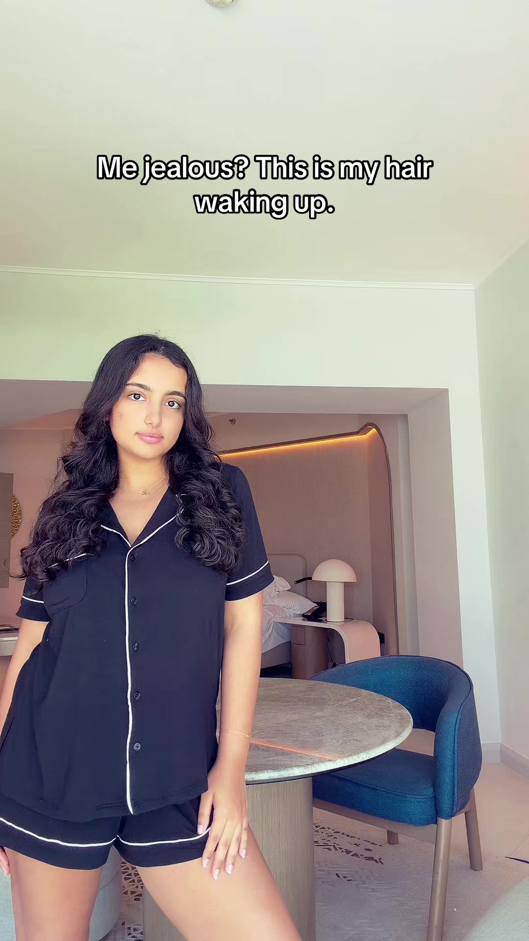 @Hiya._parwani