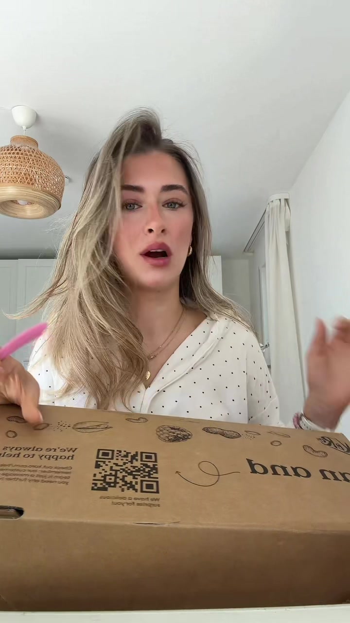 @feezoeb