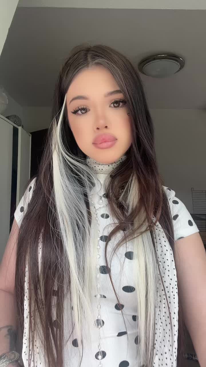 @ellischna