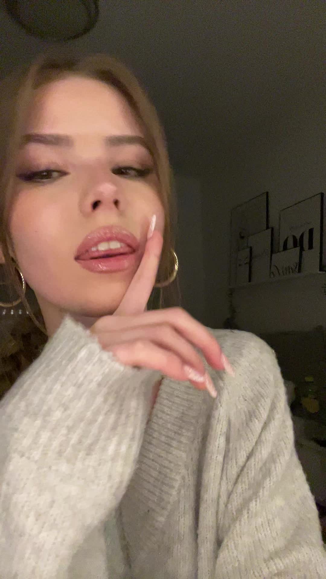 @𝖠 𝖽 𝖾 𝗅 𝗂 𝗇 𝖺 ❤︎︎