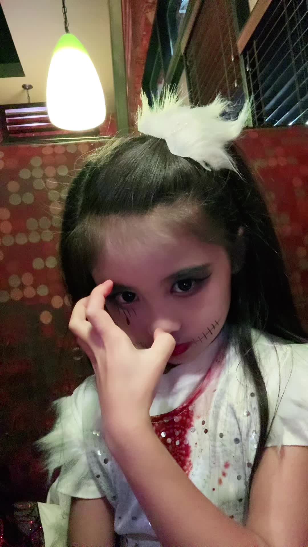 @Viviana