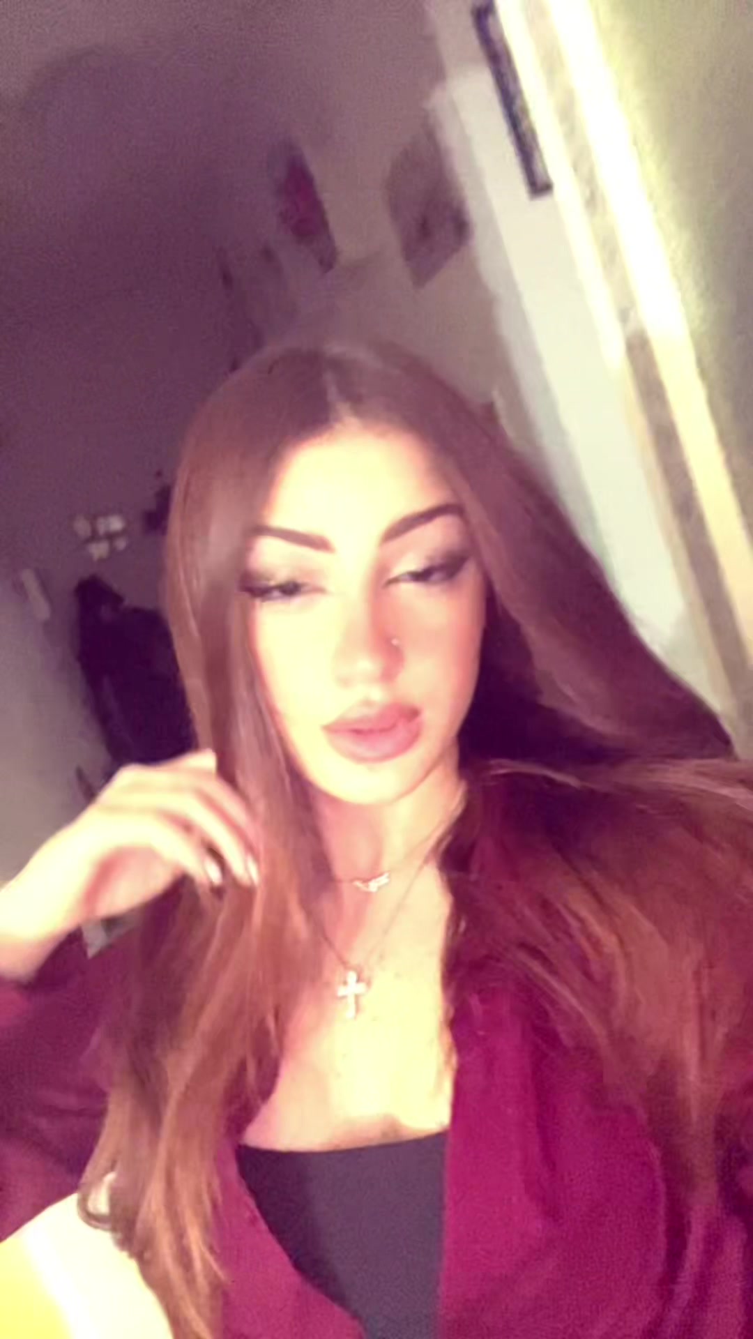 @alesarn♕
