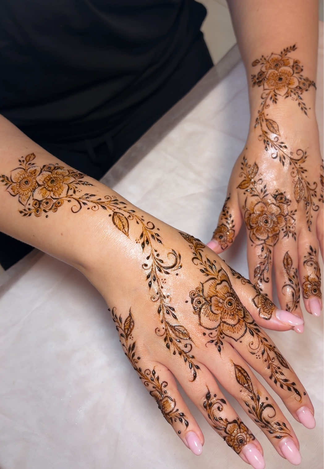 @ਈਸ਼ Mehndi