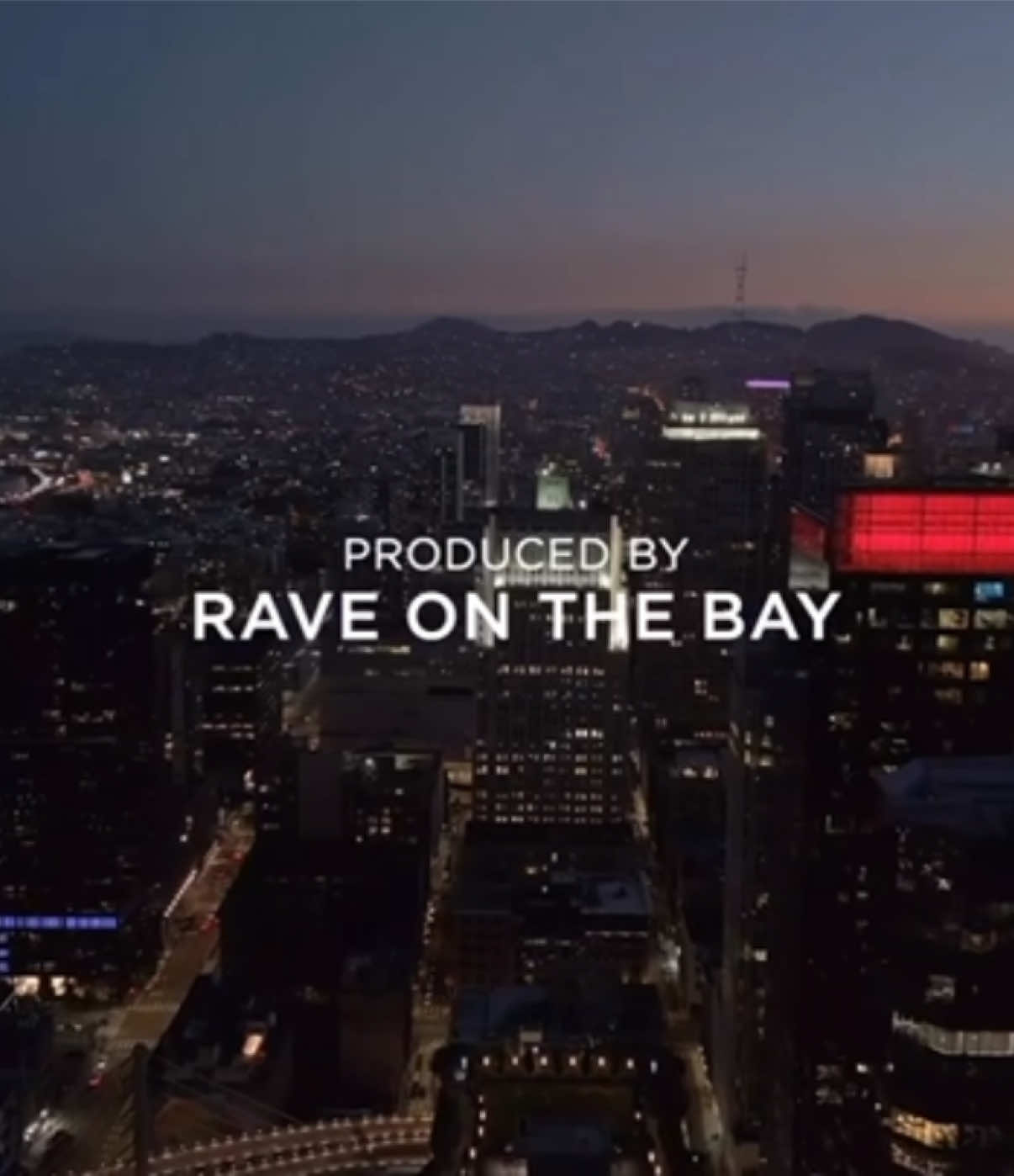 @Rave On The Bay