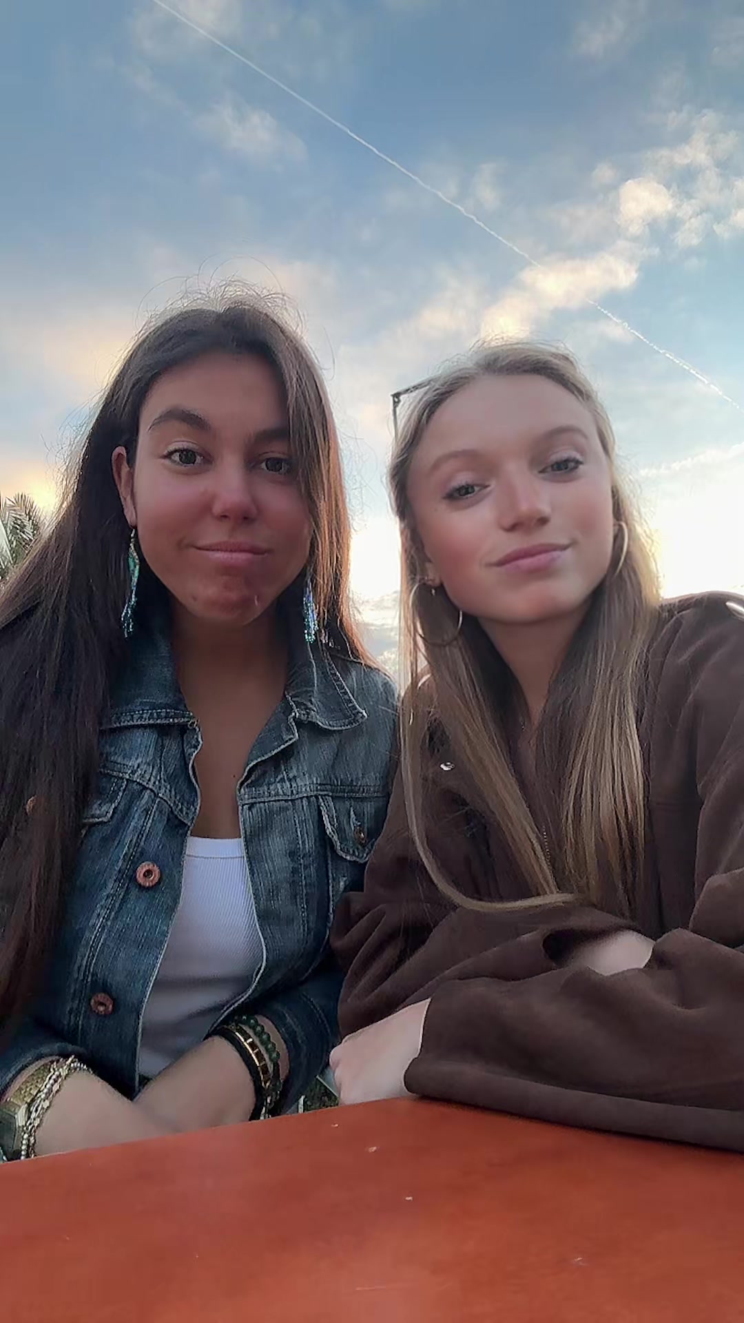 @MERYYY