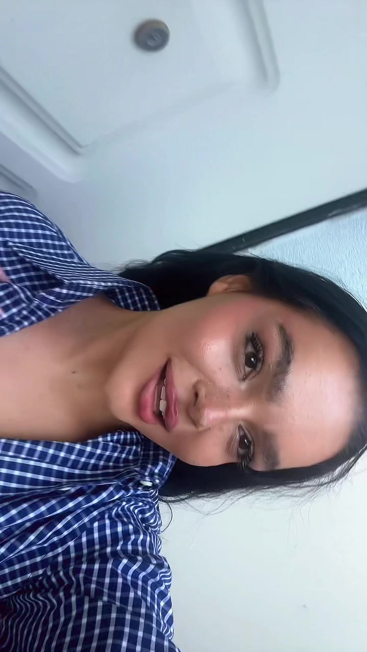 @Lara โก