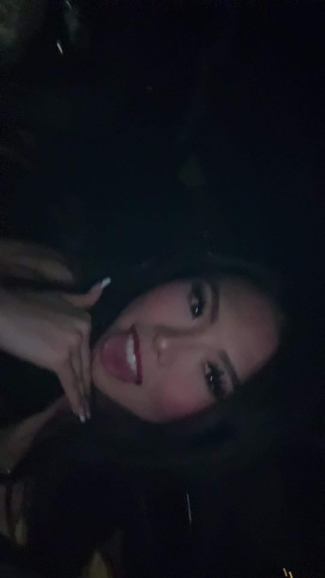 @annika