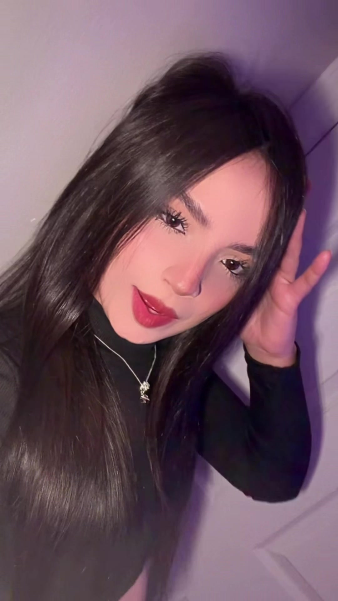 @LOREN ᥫ᭡