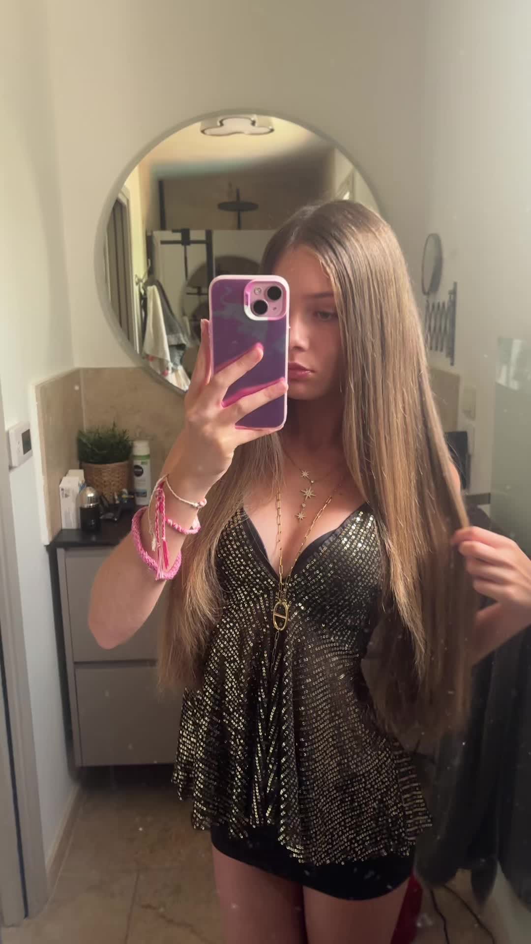 @𝐜𝐡𝐚