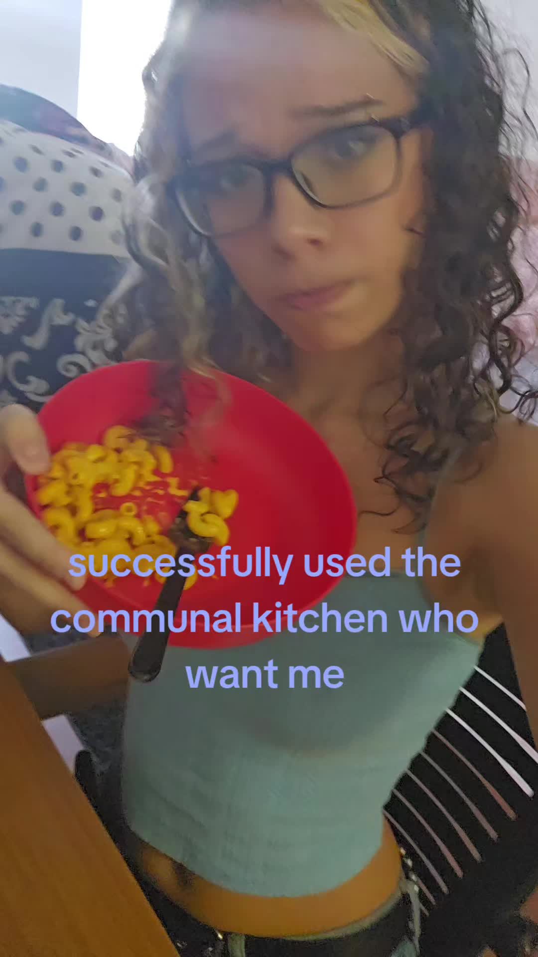 @🦄
