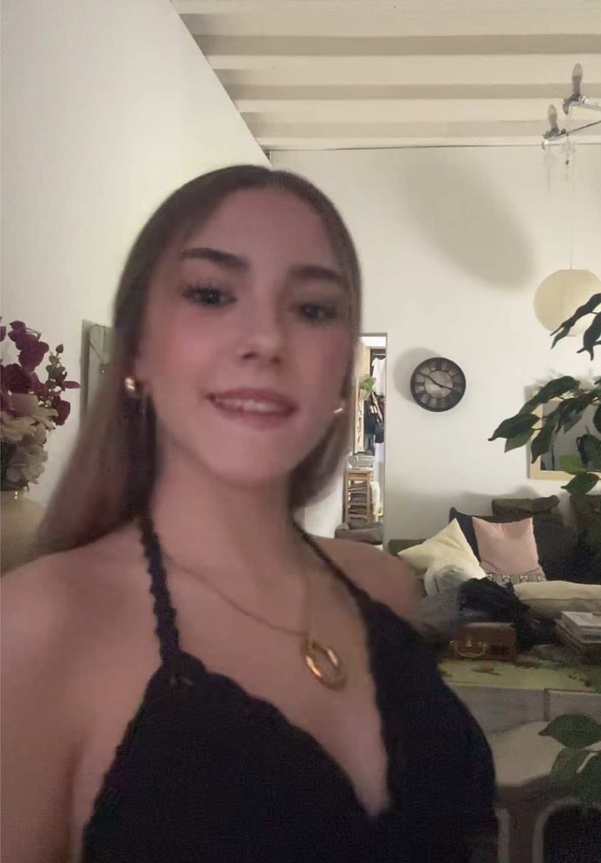 @𝒐𝒍𝒊𝒗𝒊𝒂𝒔𝒂𝒏𝒛