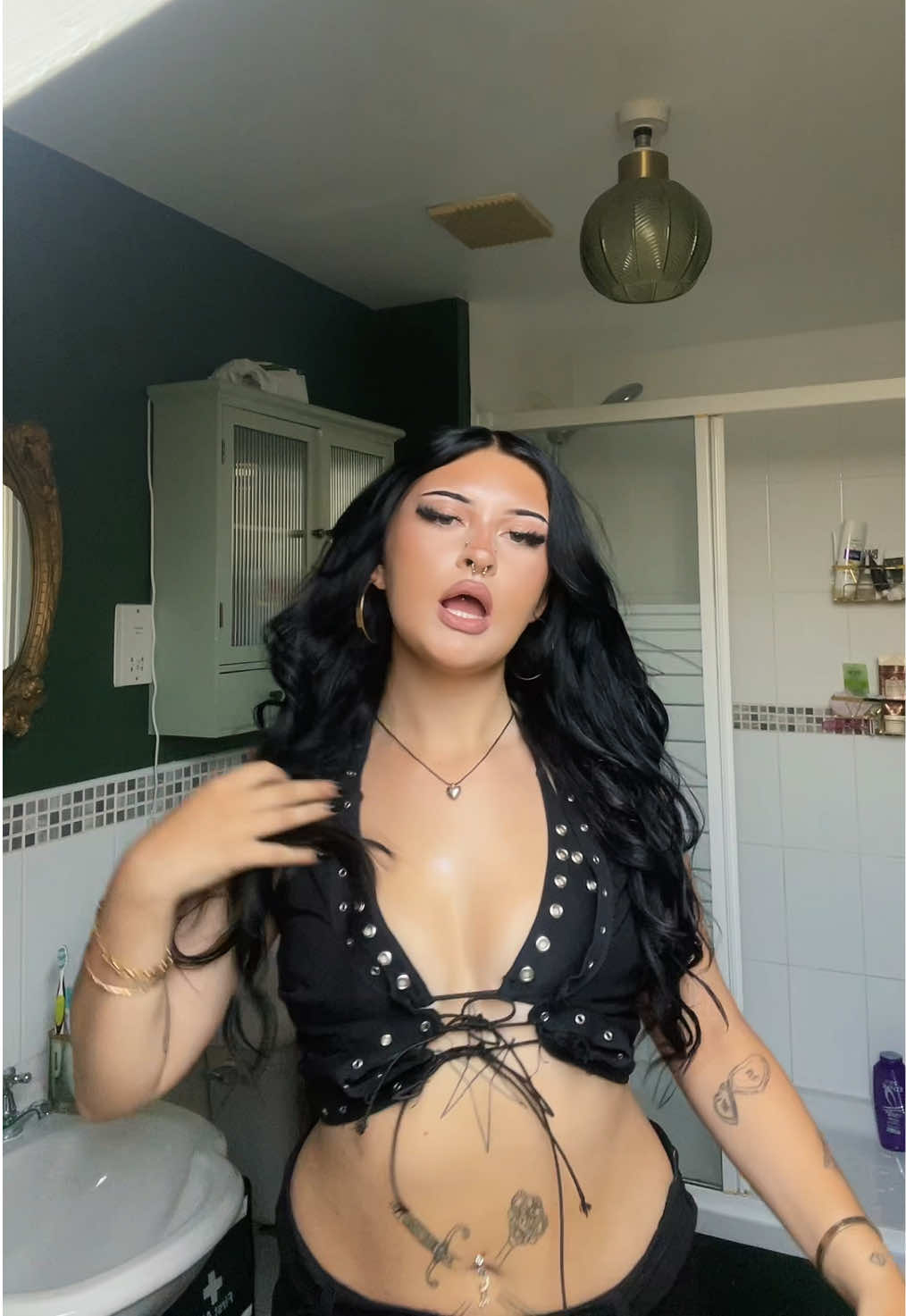 @thyevismurder