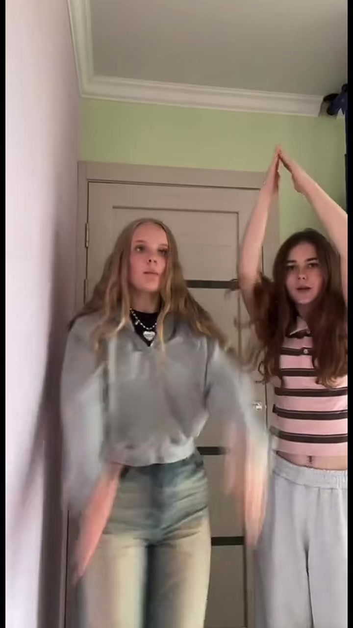 @дашуля