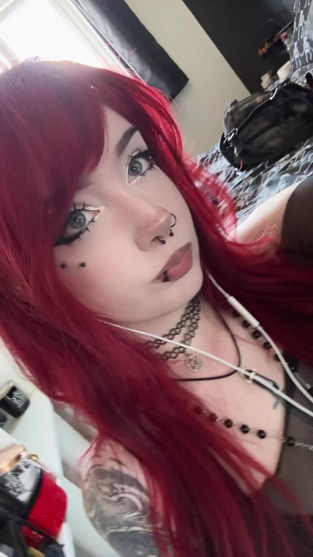 @♰ 𝖑𝖆𝖞𝖑𝖆 ♰