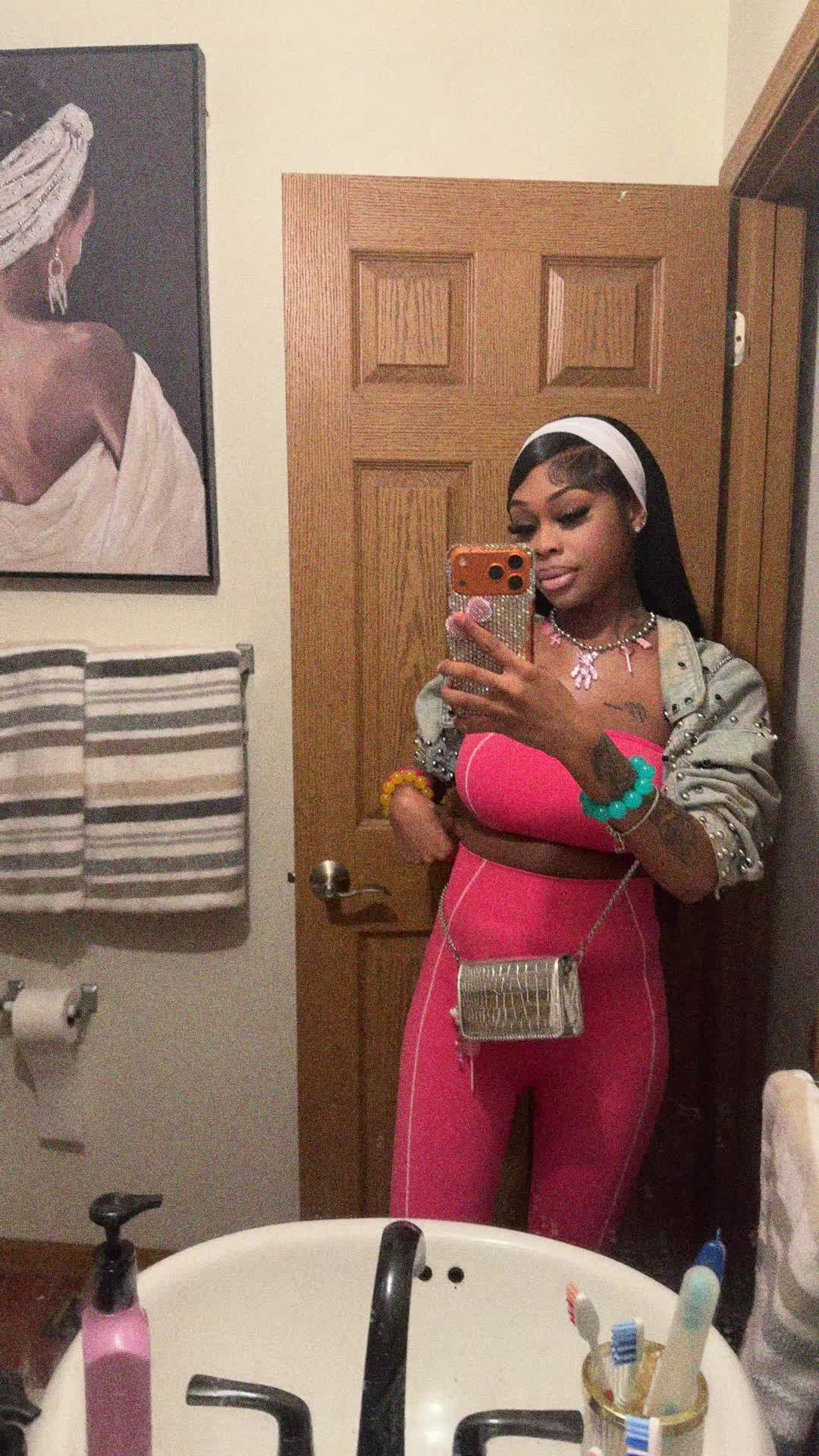 @myra.buckks