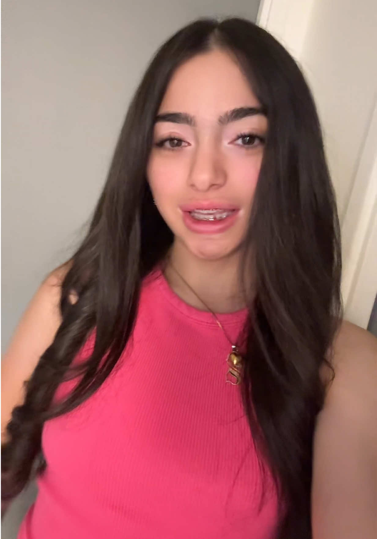 @victoriaintisar