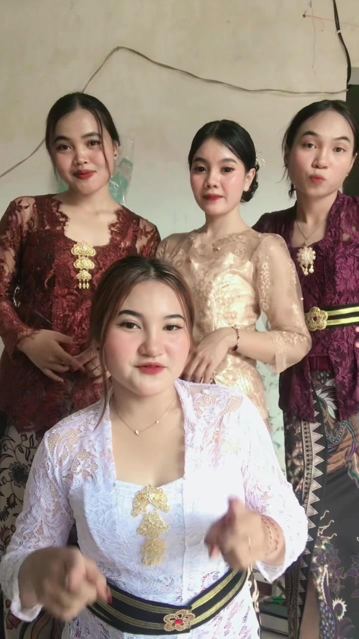 @Acaaaku